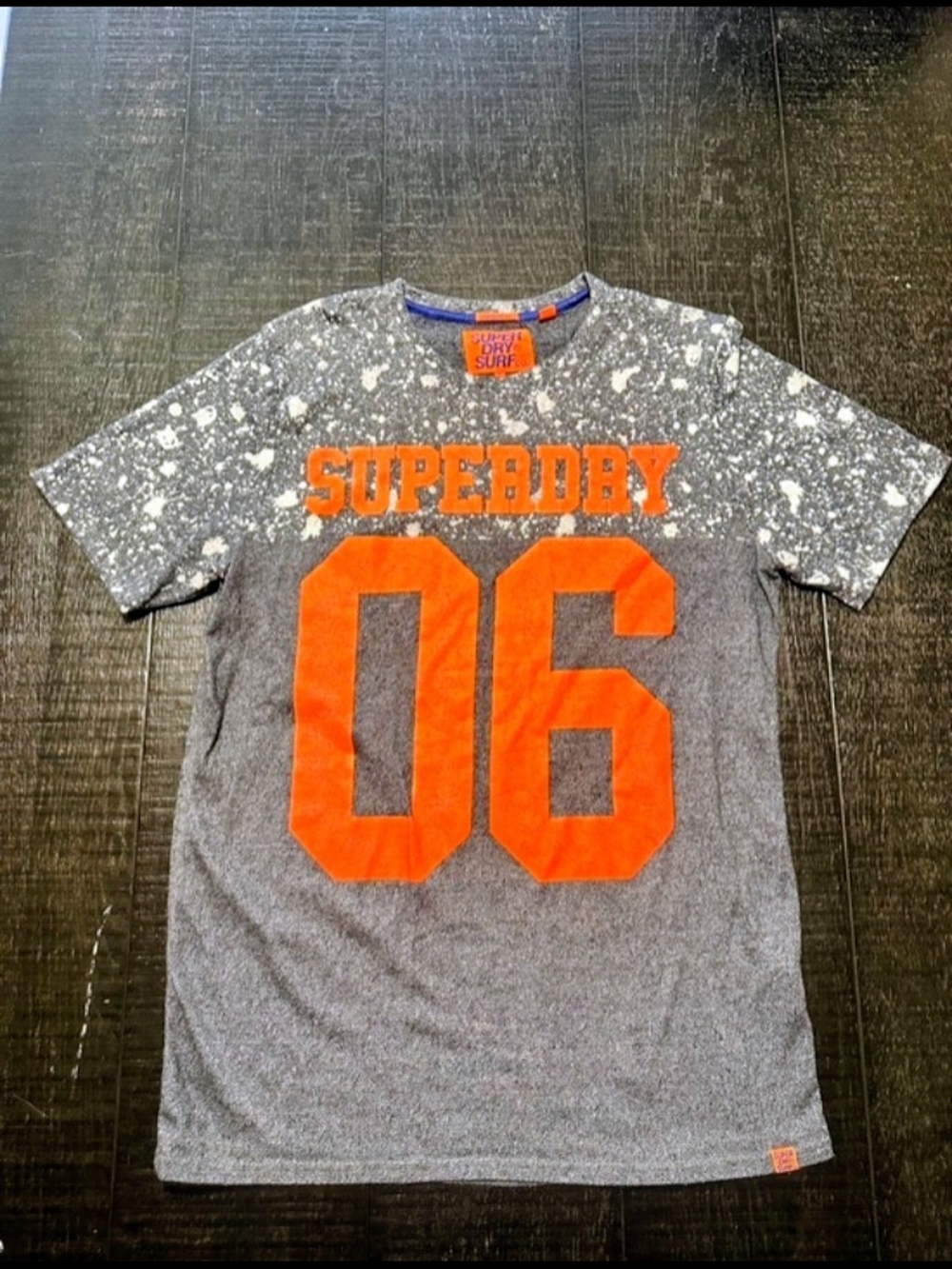 SUPERDRY 06' Tee Gray with Bright Orange